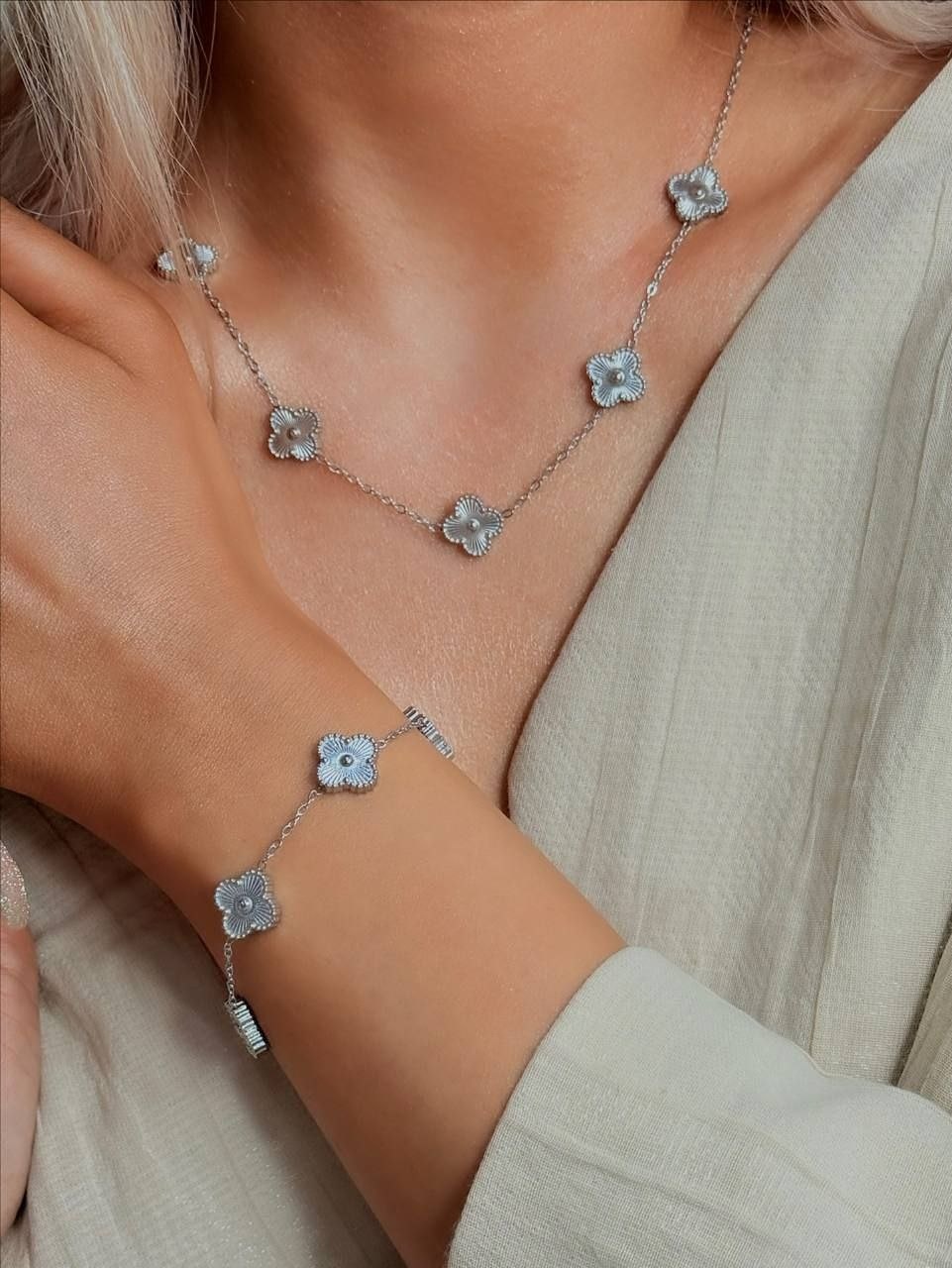 ست ونکلیف سیلور (گردنبند و دستبند) - قابل سفارش به صورت تک و ست