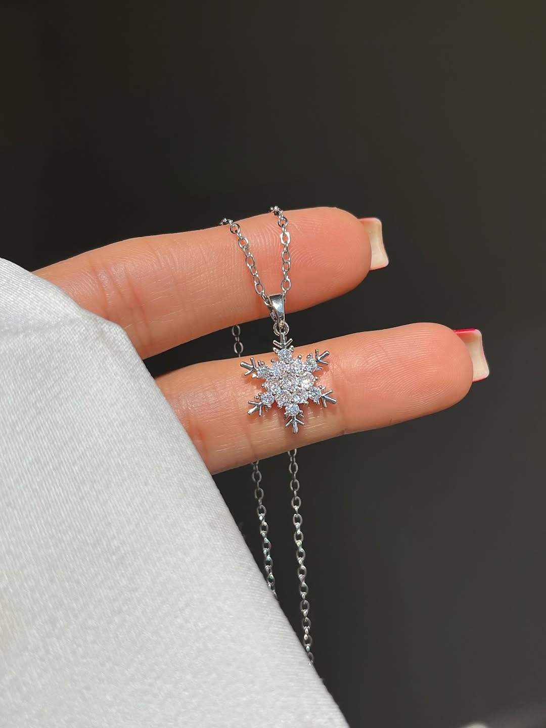 گردنبند برف سواروسکی